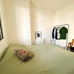 Apartment Chic Et Moderne Au Coeur De Paris