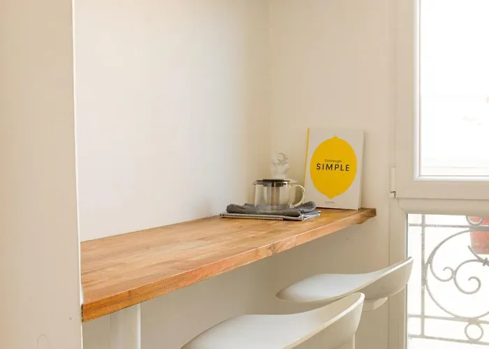 Appartement Chic Et Moderne Au Cœur De